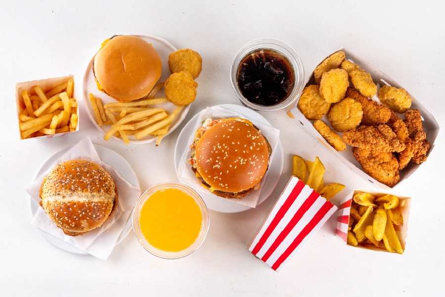 প্রক্রিয়াজাত খাবার (Processed Foods): এগুলো কী এবং কতটা স্বাস্থ্যকর?